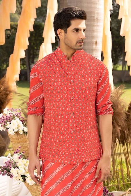 Chhavvi Aggarwal Red Crepe Embroidery Flower Motif Print Bundi 