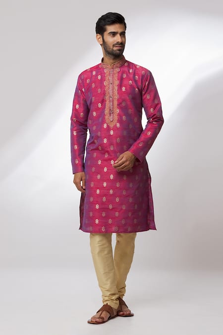 Samyukta Singhania Woven Jacquard Floral Pattern Kurta Set 