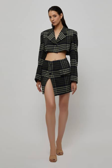 Checkered skirt outlet and blazer