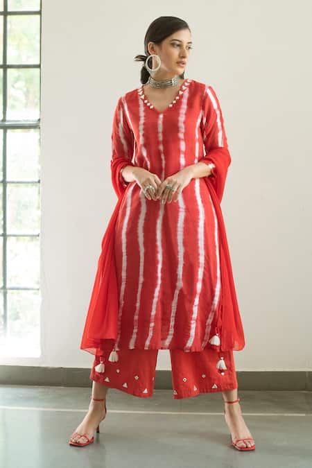 Bold and Beautiful: Red Floral Print Straight Kurti for Women
