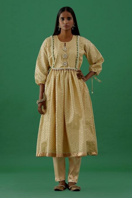 5elements Gold 100% Silk Embellishment Brooch Round Checkered Pattern Anarkali And Pant Set 