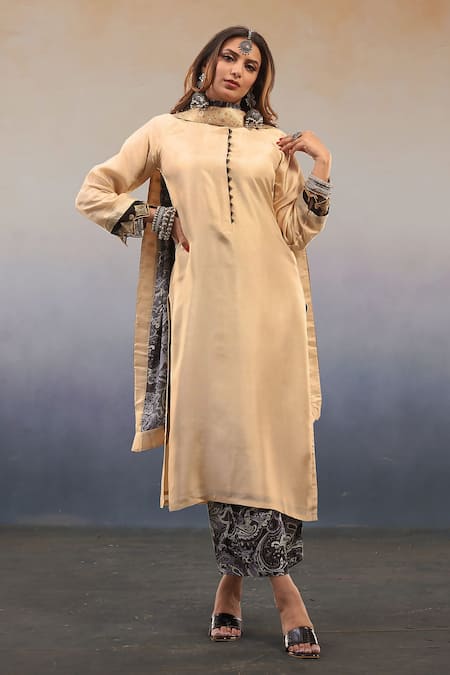 AFFROZ Sleeve Embroidered Kurta Palazzo Set 