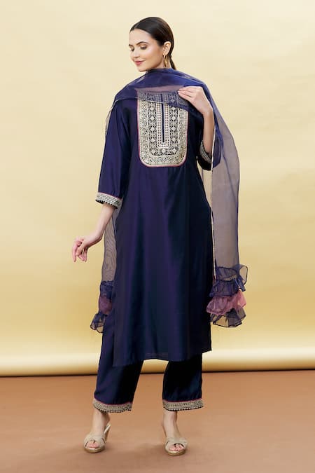 Khwaab by Sanjana Lakhani Sequin Embroidered Kurta Set 