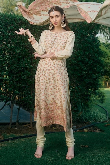 Safaa Yellow Velour, Velvet, Chiffon Gota Patti, Ghazal Floral Pattern Woven Kurta Set 