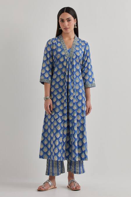 Buy Blue Cotton Printed Floral Blunt V Floret Gathered Kurta For Women ...