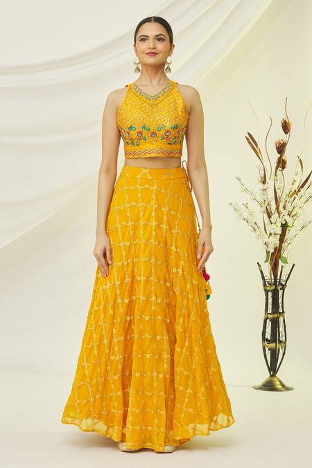 Buy_Naintara Bajaj_Yellow Raw Silk Embroidered Floral V Neck Crop Top And Lehenga Set _Online_at_Aza_Fashions