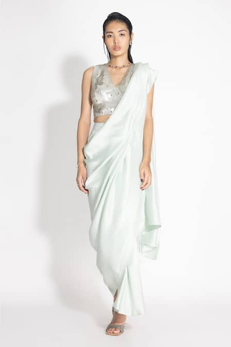 431-88 by Shweta Kapur Masai Godet Pre-Draped Saree With Blouse 