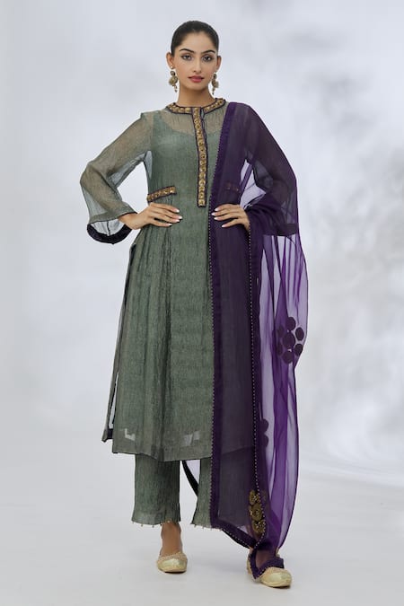Itrh Green Silk Tissue Placement Embroidery Golden Disc Round Collar Kurta Set 