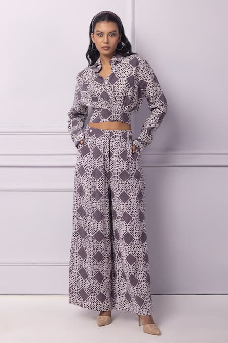 Lavender Cropped Wide-Leg Pants | McCall's M7726 - Styles InSeams