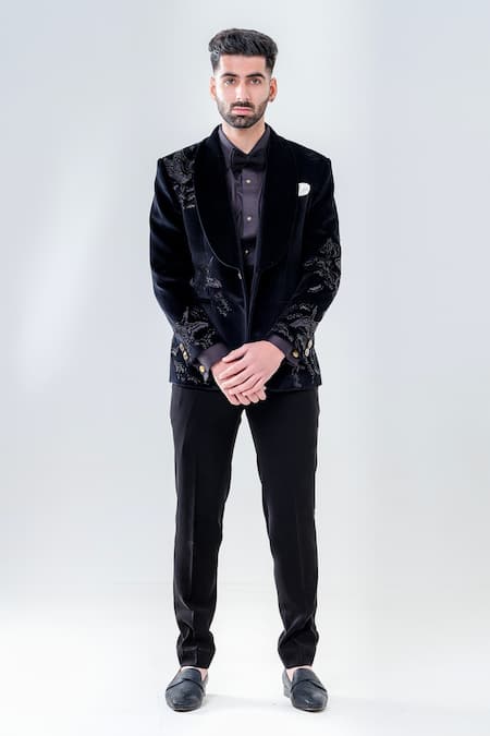 Amrit Dawani Black Velvet Embroidered Tuxedo Set 