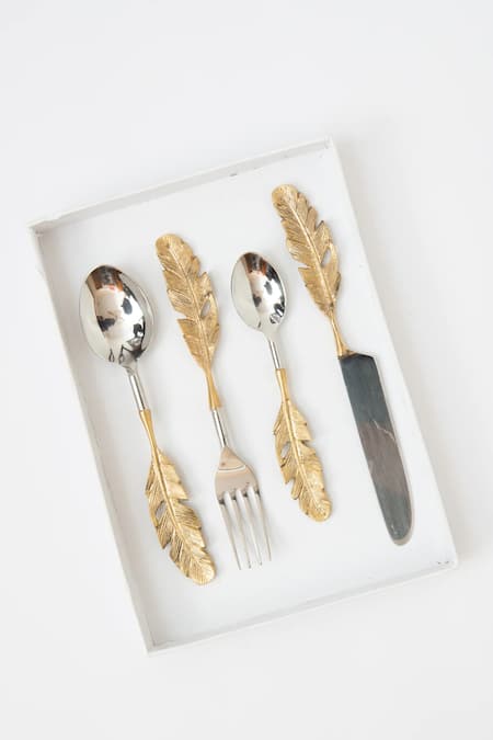 Table Manners Gold Stainless Steel Leaf Carved Cutlery Set 