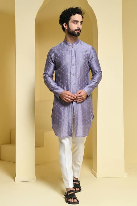 KUSTOMEYES Embroidered Kurta & Pant Set 