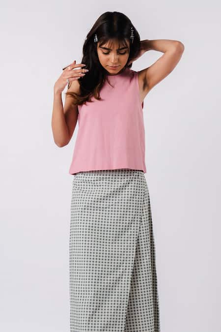 Tussah by Siddhi Shah Round Neck Crop Top 