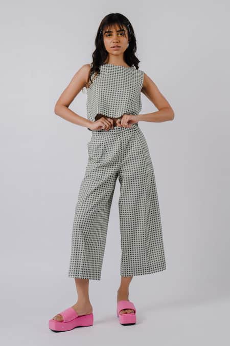 Tussah By Siddhi Shah Black Cotton Round Neck Checkered Pattern Crop Top With Pant 