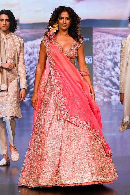 Anushree Reddy Nazakat Honeycomb Zari Embroidered Bridal Lehenga Set 