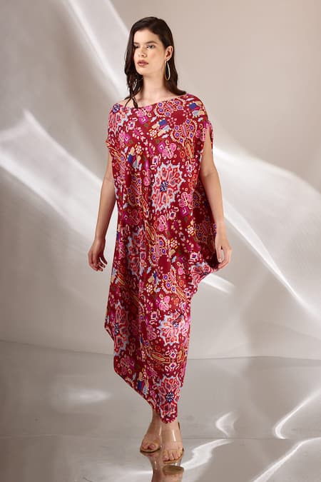 Betrue Kashan Print Off-Shoulder Dress 