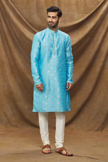 Samyukta Singhania Floral Pattern Kurta 