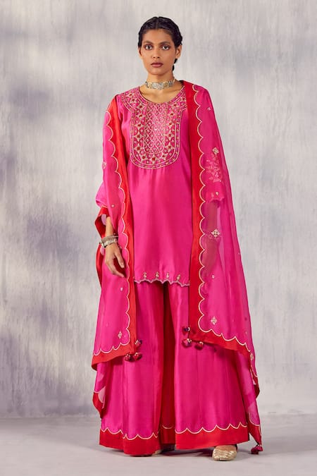 Amisha Kothari Pink Chanderi Silk Embroidery Zardozi Round Amartya Kurta Sharara Set 