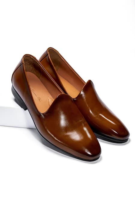 Amrit Dawani Brown Leather Plain Toe Shoes 