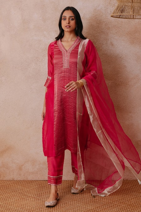 Label Mansi Nagdev Madiha Chanderi Panelled Kurta Set 