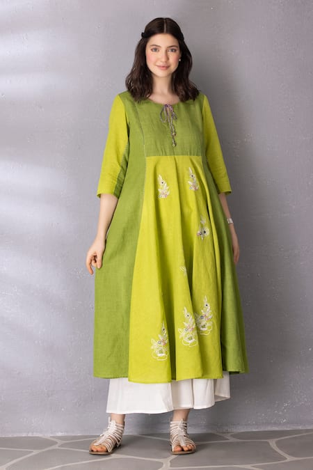 Tanu Malhotra Green Cotton, Linen Embroidery Keyhole Neck Colour Block Tunic And Pant Set 