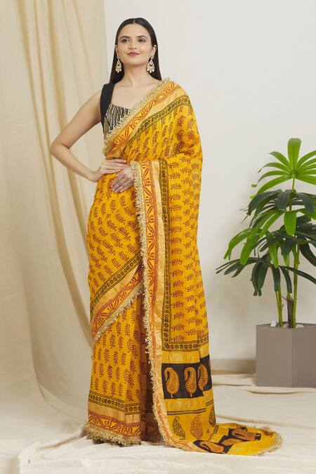 Surendri_Orange Raw Silk, Kotadoria Floral Plunge V Woven Saree With Embroidered Blouse_Online_at_Aza_Fashions