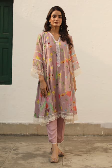 Begum Azra Flared Chanderi Kurta Set 