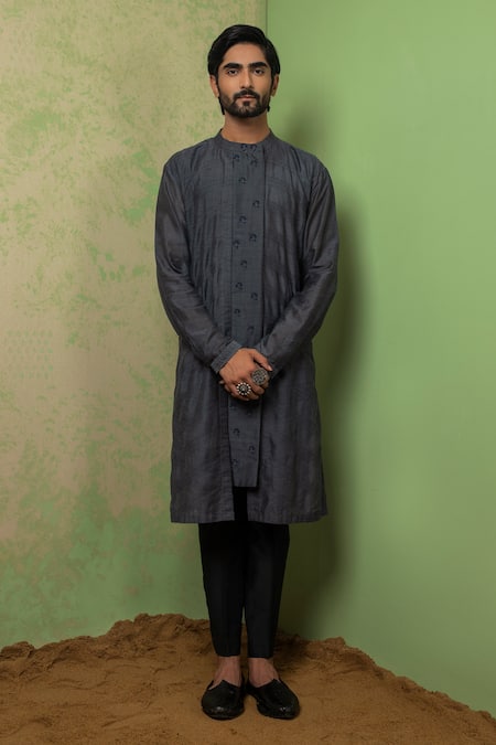 Ankita Shahabadi Grey Handwoven Fabric Embroidery Thread Baisakh Panel Kurta