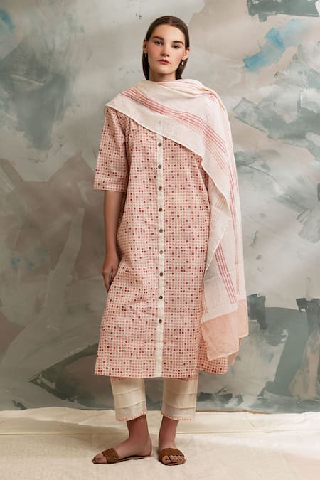 Banana Labs Off White Cotton Square Neck Geometric Print Kurta Pant Set 