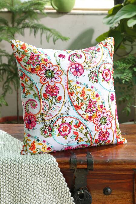 Big bazaar 2024 cushion covers