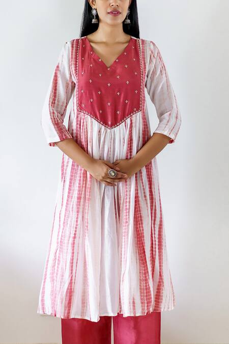 Cupid Cotton Red Silk, Cotton Embroidery V-neck Yoke Kurta And Flared Pant Set Online at Aza Fashions Cupid Cotton_Red Silk, Cotton Embroidery V-neck Yoke Kurta And Flared Pant Set _Online_at_Aza_Fashions