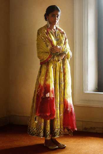 Archana Jaju_Yellow Pure Silk And Cotton Lycra Aari & Sequin, Hand Painted Anarkali Set_at_Aza_Fashions