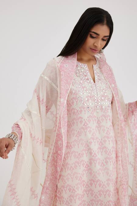 Kora Pink , Satin Embroidery, Gota Patti, Chanderi Kurta Pant Set at Aza Fashions Kora_Pink , Satin Embroidery, Gota Patti, Chanderi Kurta Pant Set _at_Aza_Fashions