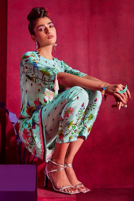 Limerick By Abirr N' Nanki Blue Crepe Floral Print Betsy Pencil Pants Online at Aza Fashions Limerick By Abirr N' Nanki_Blue Crepe Floral Print Betsy Pencil Pants _Online_at_Aza_Fashions