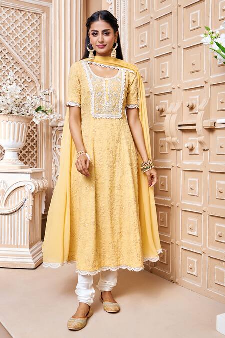 Aariyana Couture_Yellow Modal, Satin, Chiffon Embroidery, Tassels Round Neck Jaal Kurta Set_Online_at_Aza_Fashions