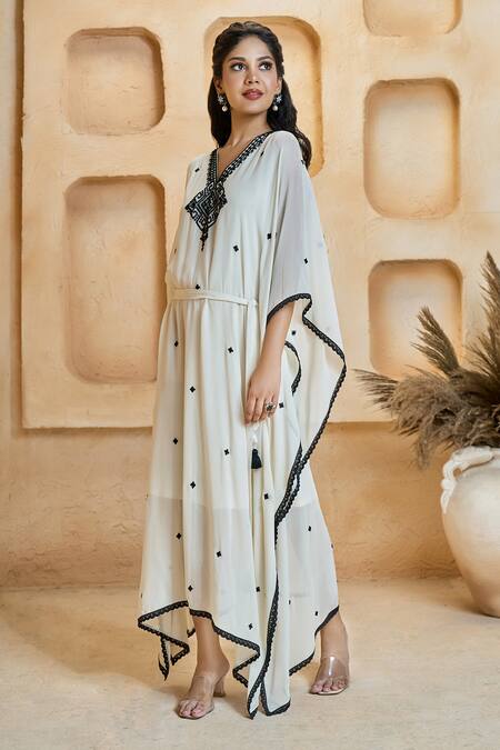 Aariyana Couture Off White Viscose, Georgette, Taffeta Geometric Thread Embroidered Kaftan at Aza Fashions Aariyana Couture_Off White Viscose, Georgette, Taffeta Geometric Thread Embroidered Kaftan_at_Aza_Fashions