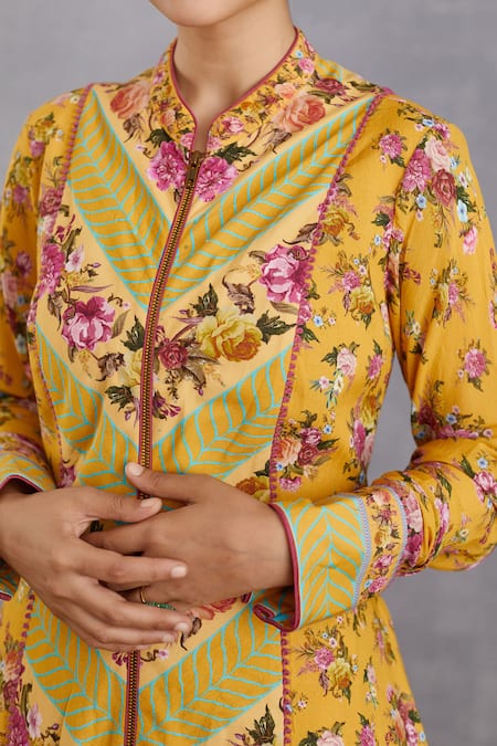 Torani_Yellow Cotton Silk, Handwoven Chanderi, Voile Sunehra Aasira Kurta Sharara Set _Online_at_Aza_Fashions