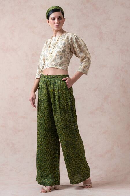 Thetaa White Modal, Polyester, Voile Round Neck Ajrakh Print Flared Pant And Crop Top Set Online at Aza Fashions Thetaa_White Modal, Polyester, Voile Round Neck Ajrakh Print Flared Pant And Crop Top Set _Online_at_Aza_Fashions