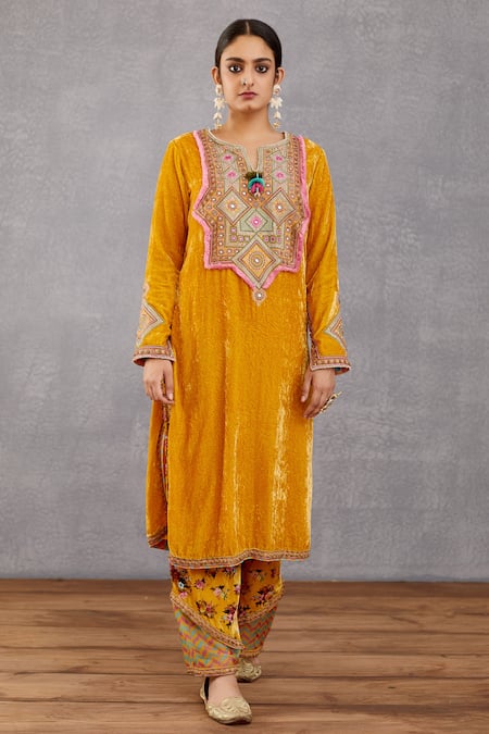 Torani_Yellow Cotton , Handwoven Chanderi, Kurta Velvet, Sunehra Zeenat Set _Online_at_Aza_Fashions