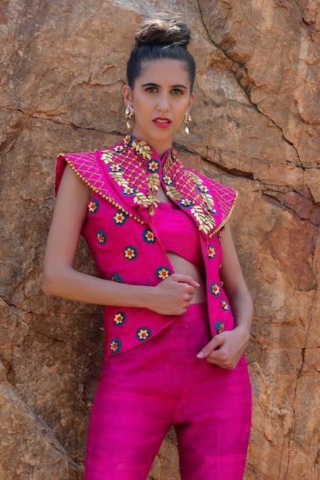 Buy Xoxo Apurva Pink Raw Silk Open 3d Embroidered Jacket And Pant Set Online at Aza Fashions Buy_Xoxo Apurva_Pink Raw Silk Open 3d Embroidered Jacket And Pant Set _Online_at_Aza_Fashions