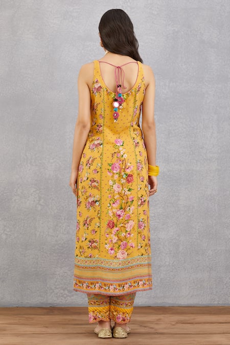 Torani Sunehra Shabnam Kurta Set