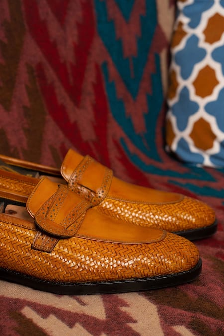 Buy_Oblum_Brown Woven Buttefly Loafers_Online_at_Aza_Fashions