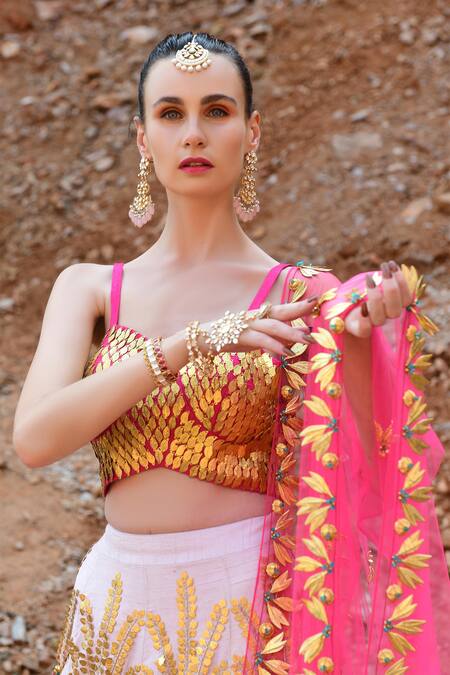 Xoxo Apurva_Pink Raw Silk, Tulle V Neck 3d Embroidered Lehenga Set _at_Aza_Fashions