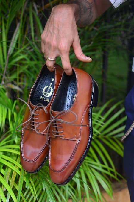 Oblum Handcrafted Derby Shoes 