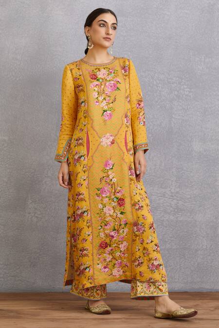 Torani_Yellow Cotton Silk Pant And Dupatta Handwoven Chanderi Sunehra Abidah Set _Online_at_Aza_Fashions