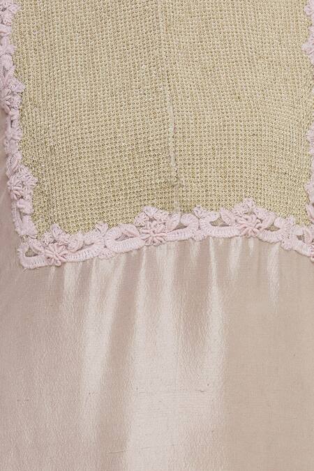 Shop_Anamika Khanna_Pink Thread Embroidered Kurta Set_Online_at_Aza_Fashions