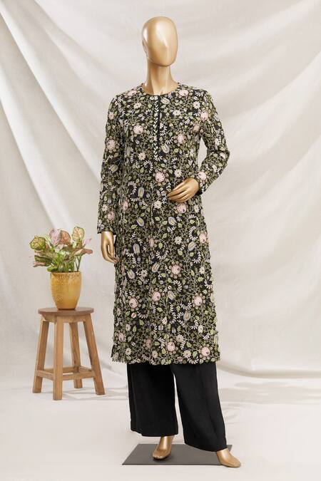Anamika Khanna_Black Floral Embroidered Kurta Set_Online_at_Aza_Fashions