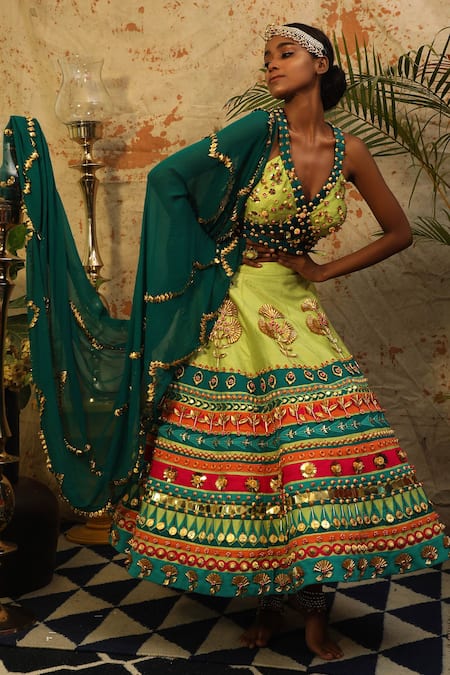Xoxo Apurva Embroidered Lehenga Set 