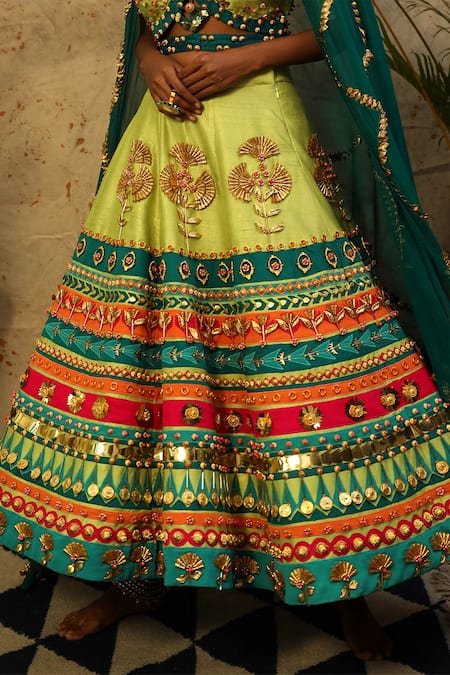 Buy Xoxo Apurva Green Raw Silk V Neck Embroidered Lehenga Set Online at Aza Fashions Buy_Xoxo Apurva_Green Raw Silk V Neck Embroidered Lehenga Set _Online_at_Aza_Fashions