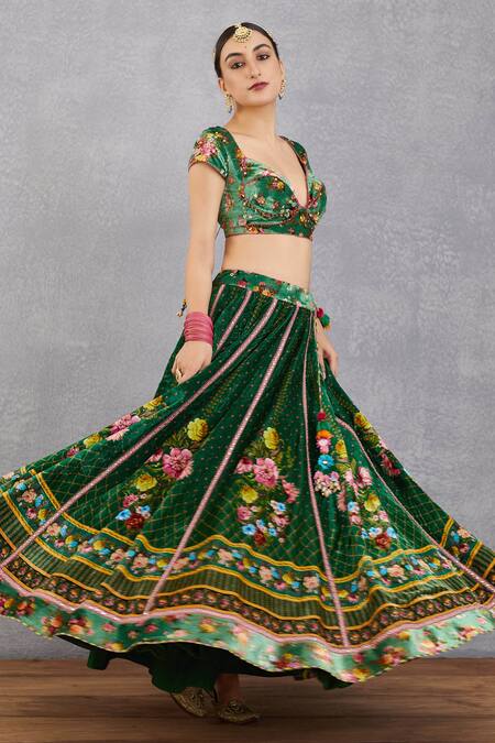 Torani_Green Blouse And Lehenga Velvet, Cotton Silk Lehenga Panna Qurbat Bridal Set _Online_at_Aza_Fashions